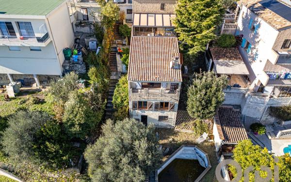 Maison à vendre    4 pièces • 141 m2 Colomars