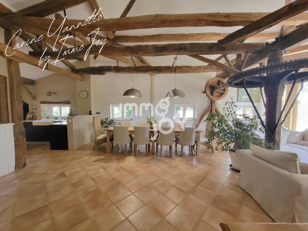 Grande bâtisse d'exception T8 de 240 m²