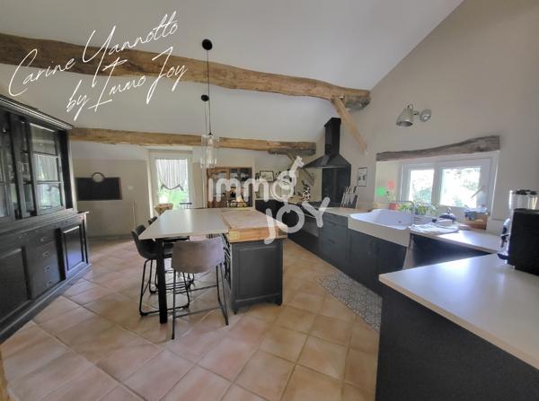 Grande bâtisse d'exception T8 de 240 m²