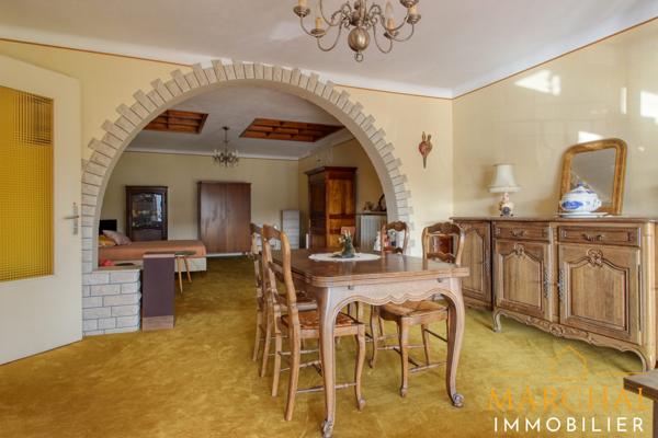 Appartement 130 m², grand garage, terrain