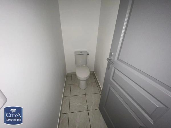 Appartement à louer 3 pièces 64.1m² Toulon (83000)