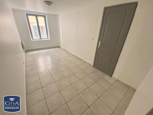 Appartement à louer 3 pièces 64.1m² Toulon (83000)