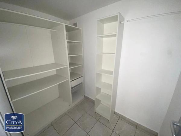 Appartement à louer 3 pièces 64.1m² Toulon (83000)