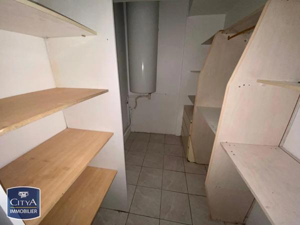 Appartement à louer 3 pièces 64.1m² Toulon (83000)