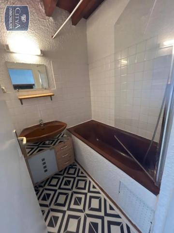 Appartement à louer 1 pièce 28.2m² Talence (33400)