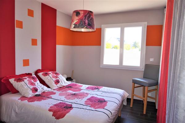 MAISON CONTEMPORAINE DE 2012 PROCHE CENTRE