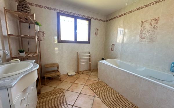 Maison à vendre    5 pièces •  Eaunes