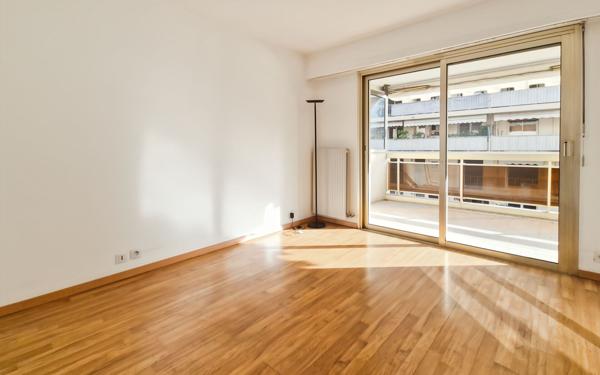 Appartement à vendre    3 pièces • 68,52 m2 Cannes