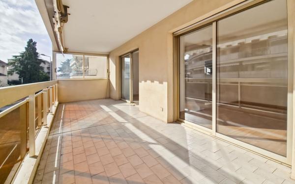 Appartement à vendre    3 pièces • 68,52 m2 Cannes