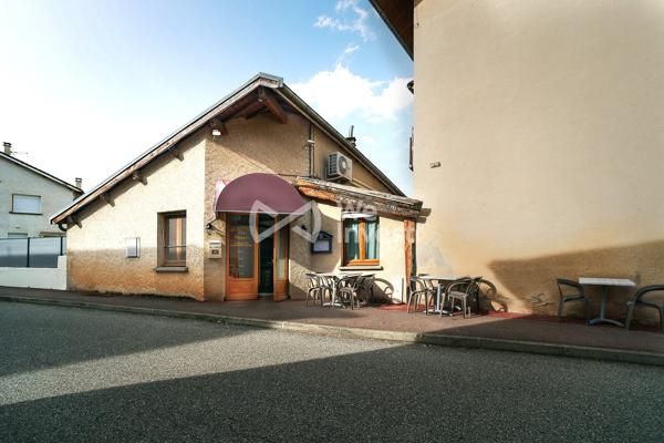RESTAURANT / PIZZERIA AVEC MURS COMMERCIAUX – LICENCE IV – TERRASSE