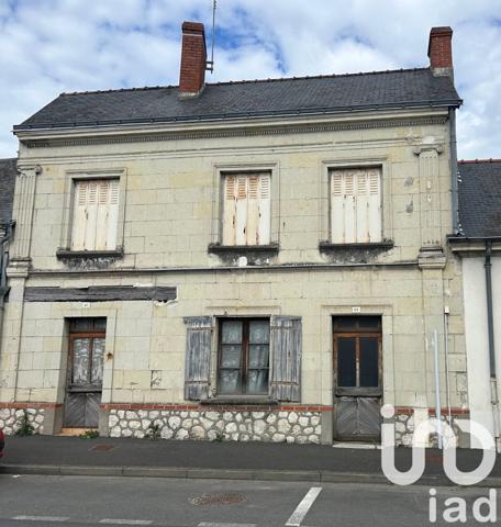 Maison 6 pièces de 120 m² à Vivy (49680)