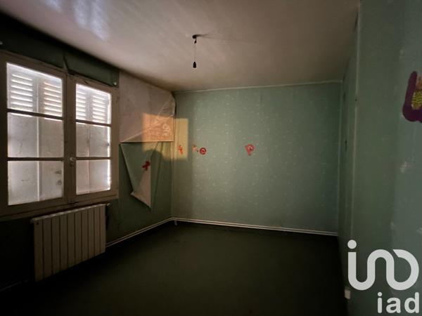 Maison 6 pièces de 120 m² à Vivy (49680)