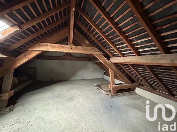 Maison 6 pièces de 120 m² à Vivy (49680)