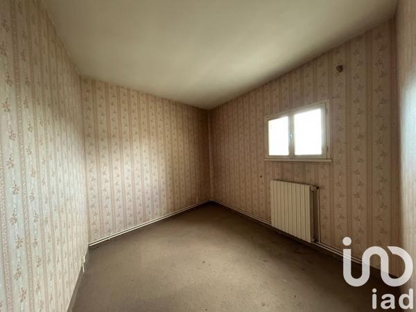 Maison 6 pièces de 120 m² à Vivy (49680)