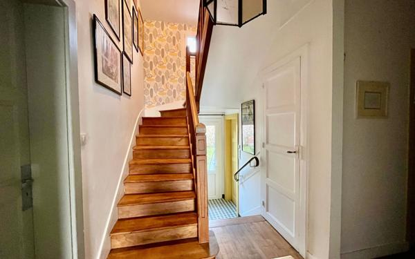 Maison à vendre    8 pièces •  Couzeix