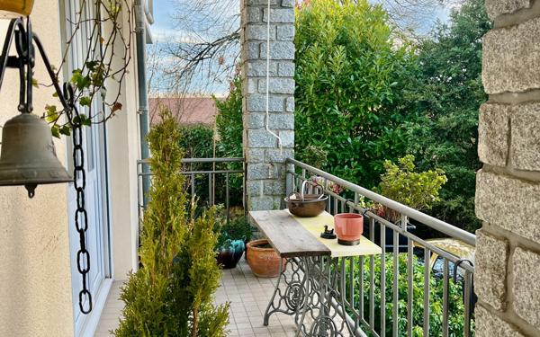 Maison à vendre    8 pièces •  Couzeix