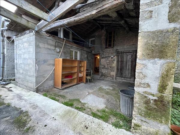 Maison à vendre |  Sonnac |  7 pièces | 153 m²