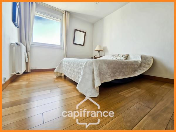 Appartement DE 104 m² à vendre 5 pièces POITIERS (86), rénovation de qualité.