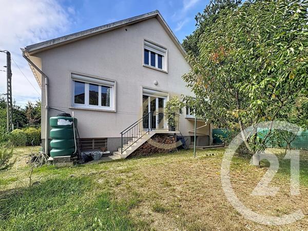 Maison à vendre  6 pièces - 122,80 m 2   VILLECRESNES  - 94