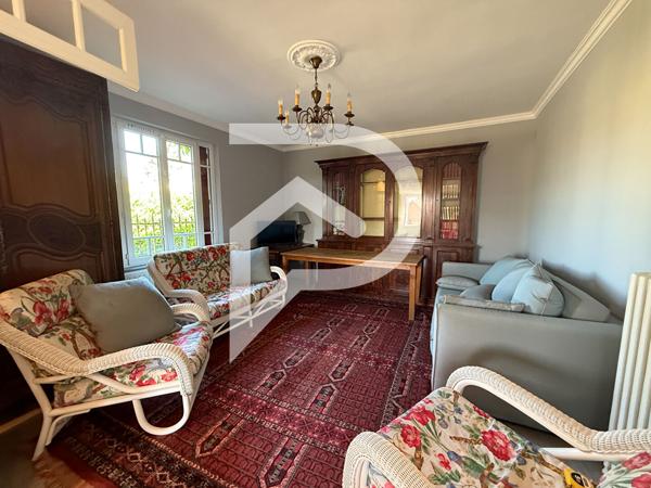 Maison 10 pièces 255 m2