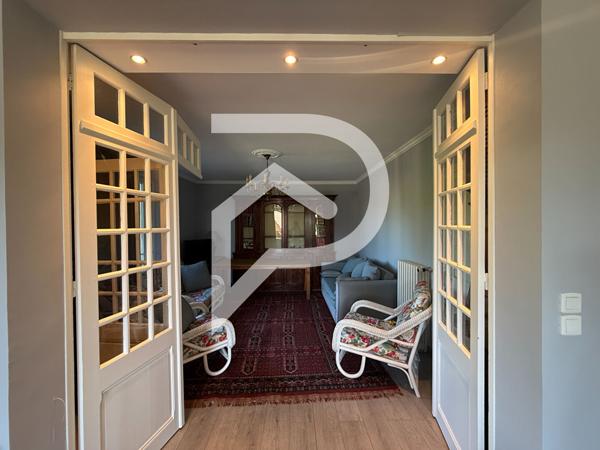 Maison 10 pièces 255 m2