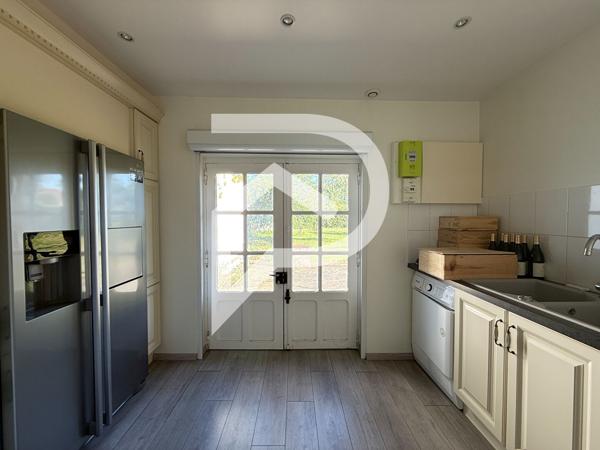 Maison 10 pièces 255 m2