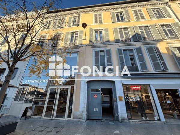 Location Appartement meublé 2 pièces 53.87 m² - 24 RUE MARECHAL FOCH Pau 64000