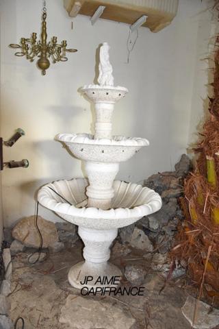 Dpt Gard (30), à vendre BAGNOLS SUR CEZE maison d'architecte de 200 m² avec piscine couverte et aménagements indépendants pour profession libérale.- Terrain de 1 268,00 m²