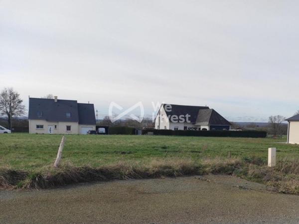 Terrain viabilisé 1 071 m² – Lotissement privé – Commer (proche Mayenne)
