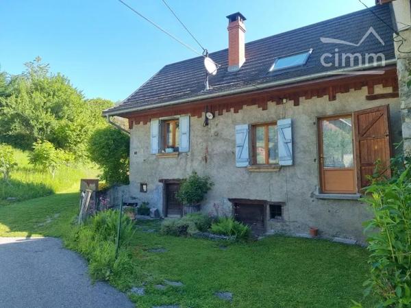 A VENDRE - THEYS - Maison de charme en pierre – Vue sur la nature et calme absolu