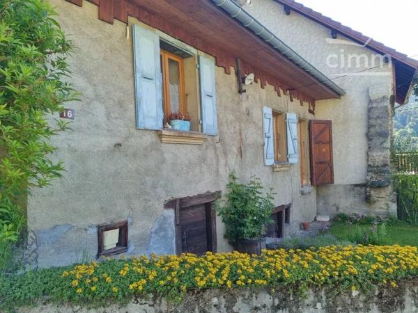 A VENDRE - THEYS - Maison de charme en pierre – Vue sur la nature et calme absolu