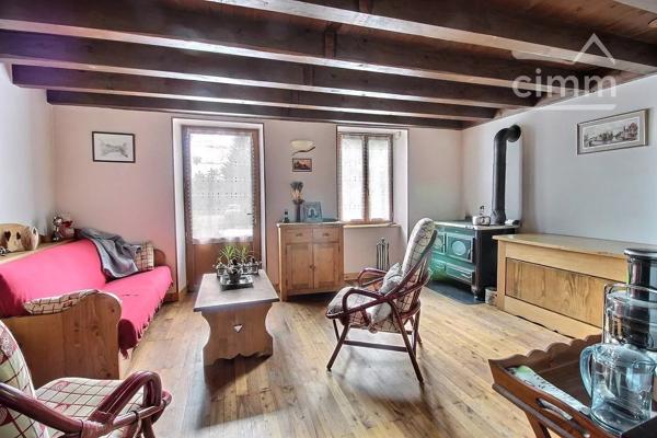 A VENDRE - THEYS - Maison de charme en pierre – Vue sur la nature et calme absolu