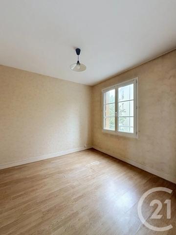 Appartement F3 à vendre  3 pièces - 52 m 2   MONTLHERY  - 91
