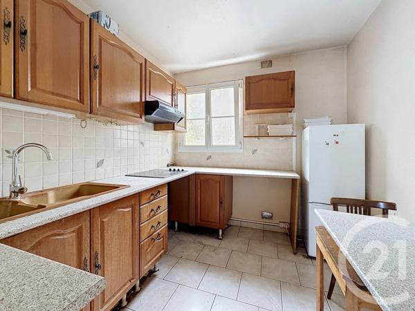 Appartement F3 à vendre  3 pièces - 52 m 2   MONTLHERY  - 91