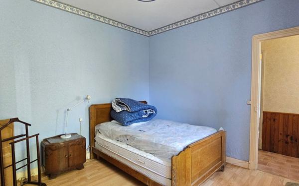 Maison à vendre    5 pièces •  Courcoué