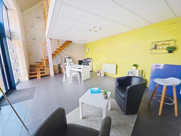 Local commercial centre bourg de Mesanger, 59.7m², belle visibilité