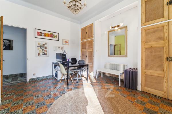 Authentique mas provençal à réinventer