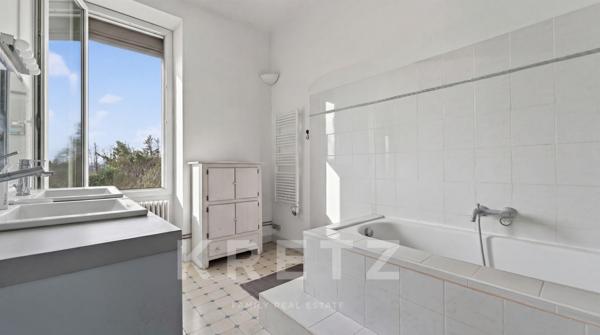 Authentique mas provençal à réinventer