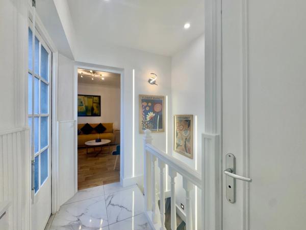 Maison 4 pièces entièrement rénovée proche marché du Montfort