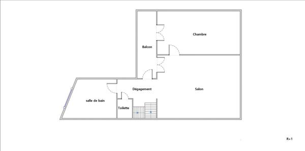 Maison 4 pièces entièrement rénovée proche marché du Montfort