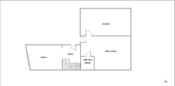 Maison 4 pièces entièrement rénovée proche marché du Montfort