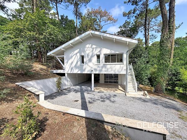 Ref. 1695 : Villa d’Architecte contemporaine – Golf de Biscarrosse