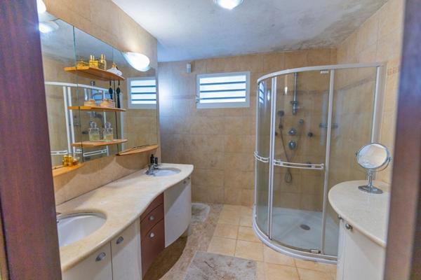 Villa d'Exception 316 m² avec Piscine, Petit-Bourg, Section La Glacière