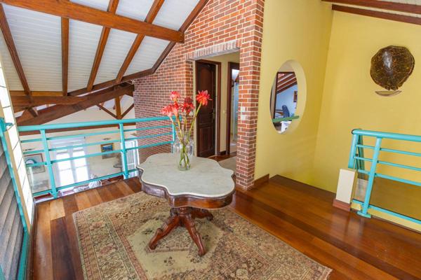 Villa d'Exception 316 m² avec Piscine, Petit-Bourg, Section La Glacière