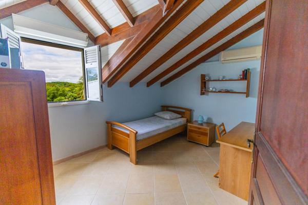 Villa d'Exception 316 m² avec Piscine, Petit-Bourg, Section La Glacière