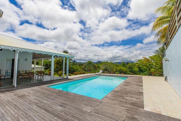 Villa d'Exception 316 m² avec Piscine, Petit-Bourg, Section La Glacière