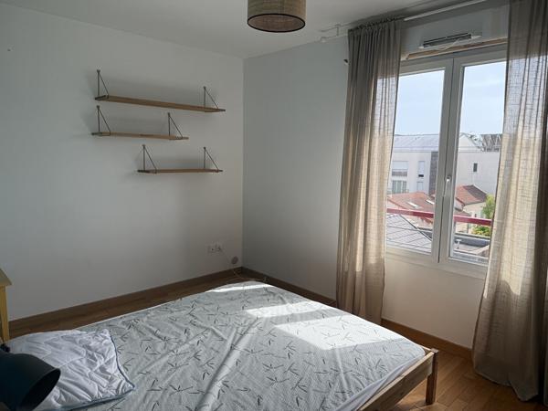 Appartement Romainville 4 pièce(s) 91 m2