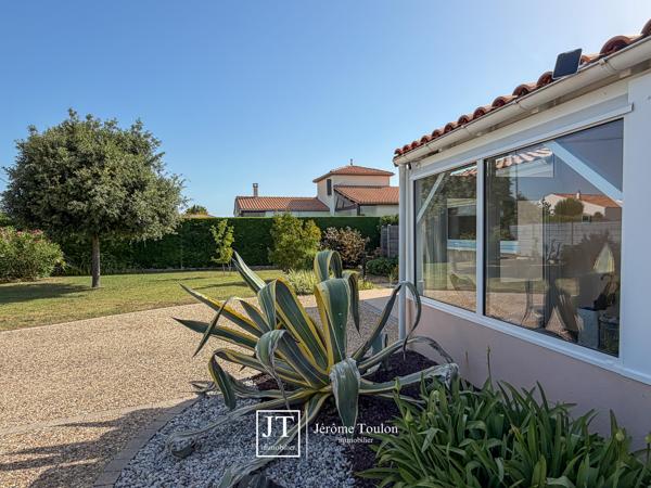 Maison
                                                                                                                                                                                                                                                                                                                        5 pièce(s)                                                                                                                                                                                                          3 chambre(s)                                                                                                                                                                                                          137  m²