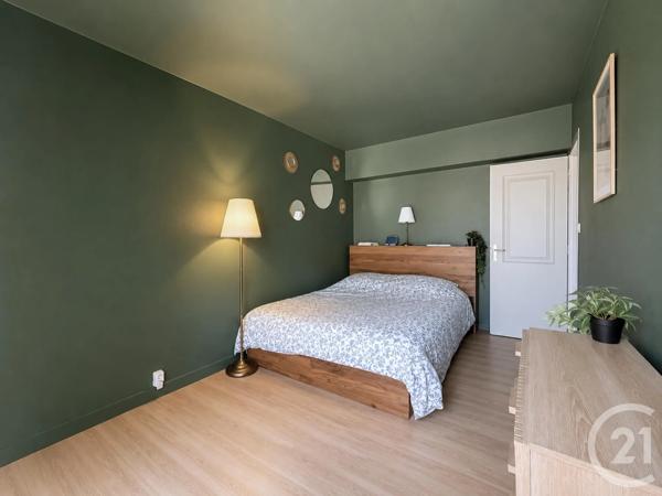 Appartement T5 à vendre  5 pièces - 100 m 2   BREST  - 29