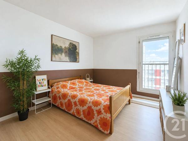 Appartement T5 à vendre  5 pièces - 100 m 2   BREST  - 29